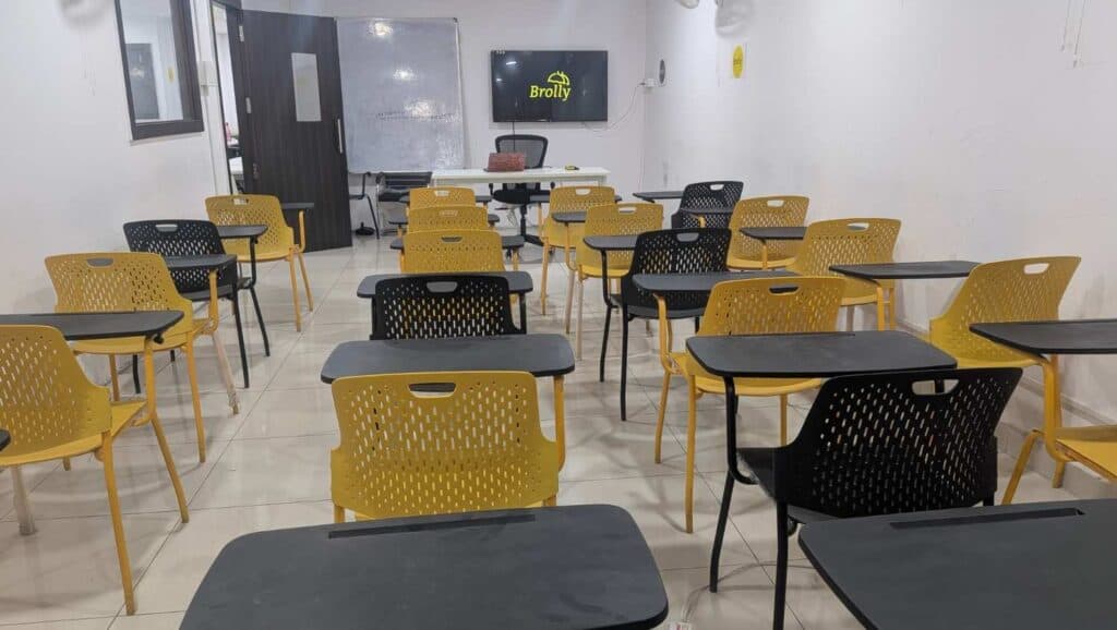 Digital brolly photos of modern classroom setup for digital marketing and coding training